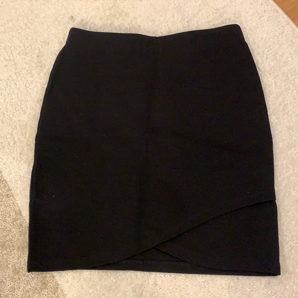 Black Aritzia Talula Primrose Wrap Skirt